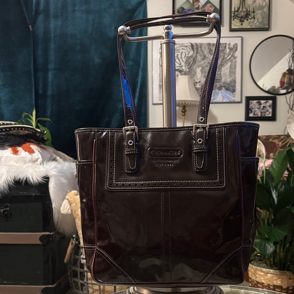 Coach Wine/Burgundy Patent Leather Shoulder Bag - Picture 1 of 15